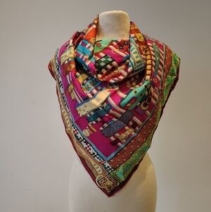 Hermes Scarf, Colliers De Chien